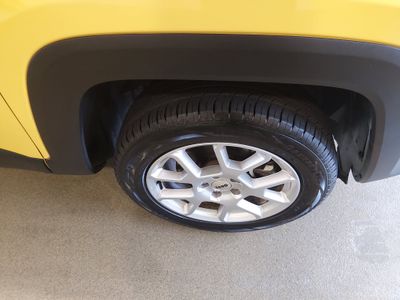 2023 Jeep Renegade - Photo 10