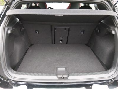 2024 Volkswagen Golf GTI - Photo 11