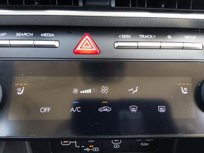 2025 Hyundai Sonata - Photo 17
