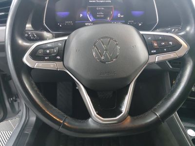 2024 Volkswagen Jetta — photo 12 view