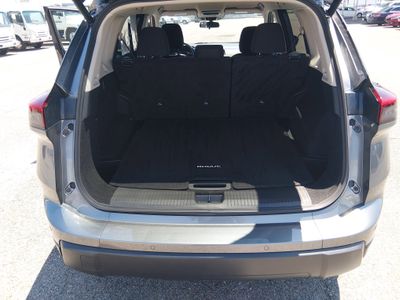2025 Nissan Rogue - Photo 11