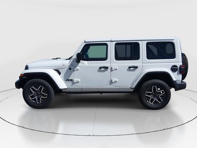 2025 Jeep Wrangler - Photo 4