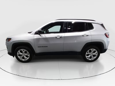 2024 Jeep Compass - Photo 4