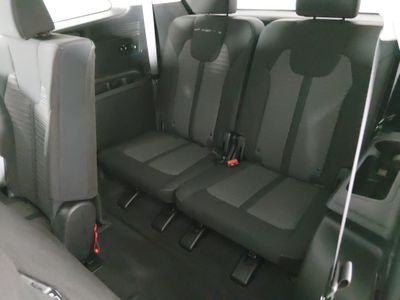 2023 Kia Sorento — photo 18 view