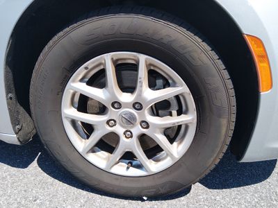 2023 Chrysler Pacifica — photo 10 view