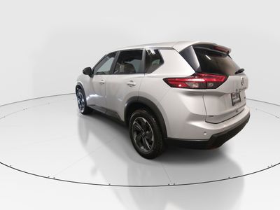 2024 Nissan Rogue - Photo 5