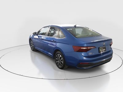 2024 Volkswagen Jetta - Photo 5