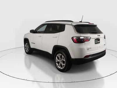 2024 Jeep Compass - Photo 5