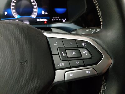 2024 Volkswagen Taos - Photo 19