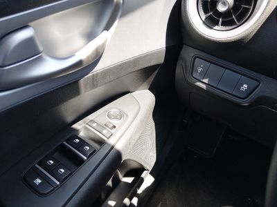 2024 Kia Forte - Photo 13
