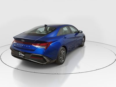 2024 Hyundai Elantra - Photo 7