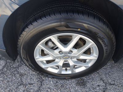 2024 Chevrolet Equinox — photo 10 view