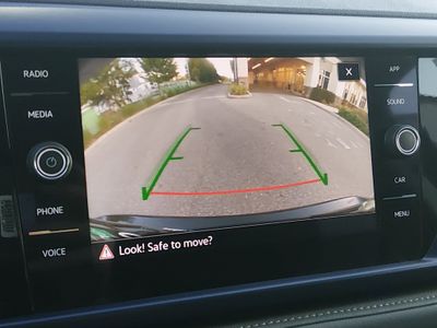 2024 Volkswagen Taos - Photo 16