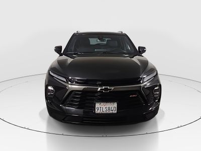 2025 Chevrolet Blazer - Photo 2