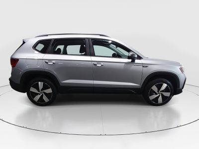 2024 Volkswagen Taos - Photo 8
