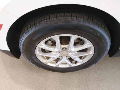2024 Chevrolet Equinox — photo 10 view