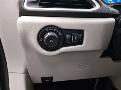 2023 Chrysler Pacifica - Photo 13