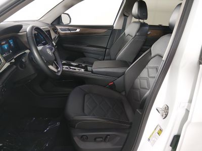 2024 Volkswagen Atlas - Photo 22