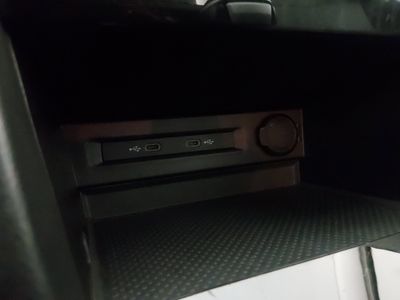 2024 Volkswagen Taos - Photo 19