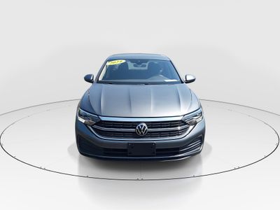 2024 Volkswagen Jetta - Photo 2