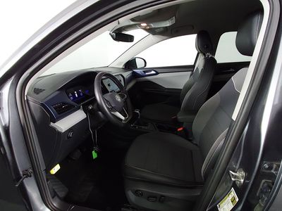 2024 Volkswagen Taos - Photo 19