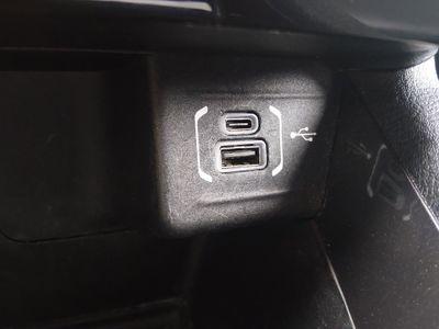 2024 Jeep Compass - Photo 18