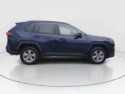 2024 Toyota RAV4 - Photo 8