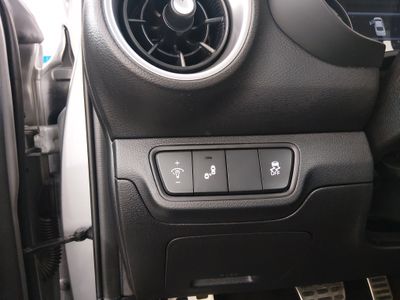 2023 Kia Forte - Photo 13