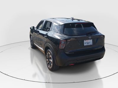 2025 Nissan Kicks - Photo 5