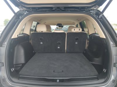 2022 Jeep Grand Cherokee - Photo 11