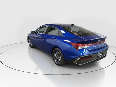 2024 Hyundai Elantra - Photo 5