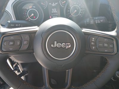 2024 Jeep Wrangler - Photo 12