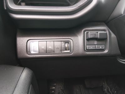 2024 Chevrolet Silverado EV - Photo 13
