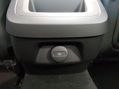 2024 Volvo S60 - Photo 28