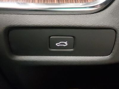 2024 Volvo S60 - Photo 13