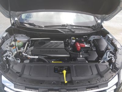 2025 Nissan Rogue - Photo 9