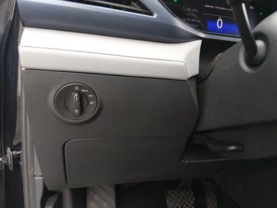 2024 Volkswagen Taos - Photo 13