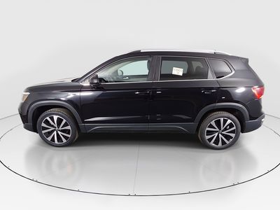 2024 Volkswagen Taos - Photo 4