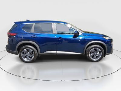 2024 Nissan Rogue — photo 8 view