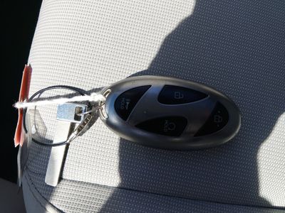 2025 Hyundai Kona - Photo 15