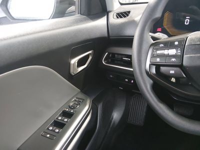 2025 Kia K4 - Photo 15