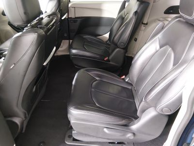 2022 Chrysler Pacifica — photo 22 view