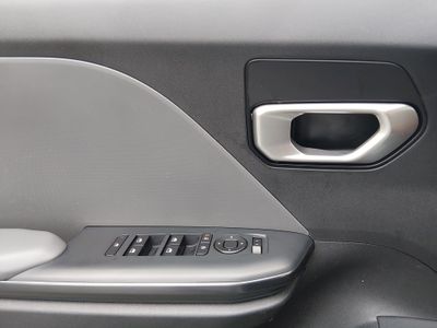 2025 Kia K4 - Photo 17