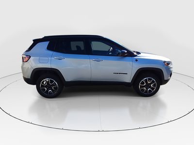 2024 Jeep Compass - Photo 8