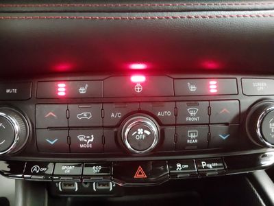 2023 Dodge Durango - Photo 17