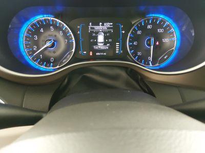 2022 Chrysler Voyager — photo 14 view