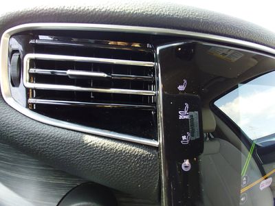 2024 Jeep Wagoneer - Photo 20