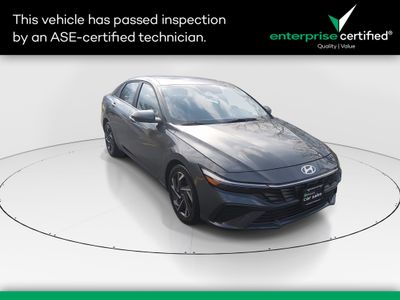 2025 Hyundai Elantra - Photo 1
