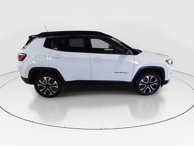 2024 Jeep Compass - Photo 8