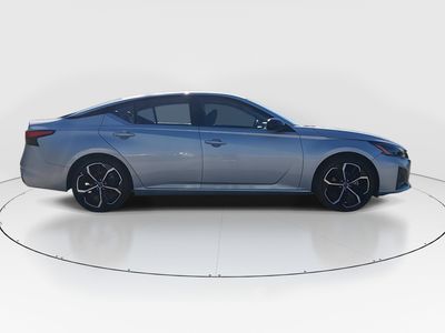 2024 Nissan Altima - Photo 8